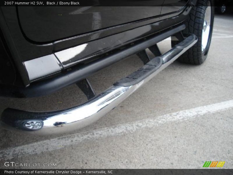 Black / Ebony Black 2007 Hummer H2 SUV