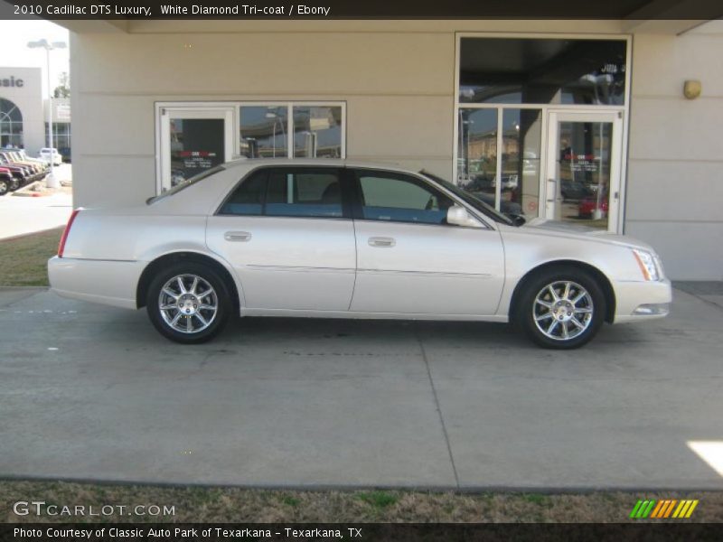 White Diamond Tri-coat / Ebony 2010 Cadillac DTS Luxury