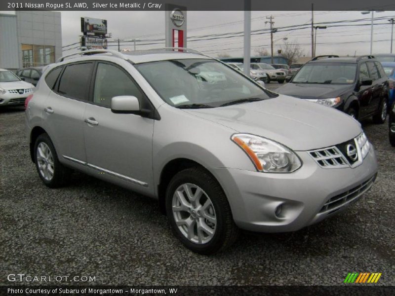 Front 3/4 View of 2011 Rogue SL AWD