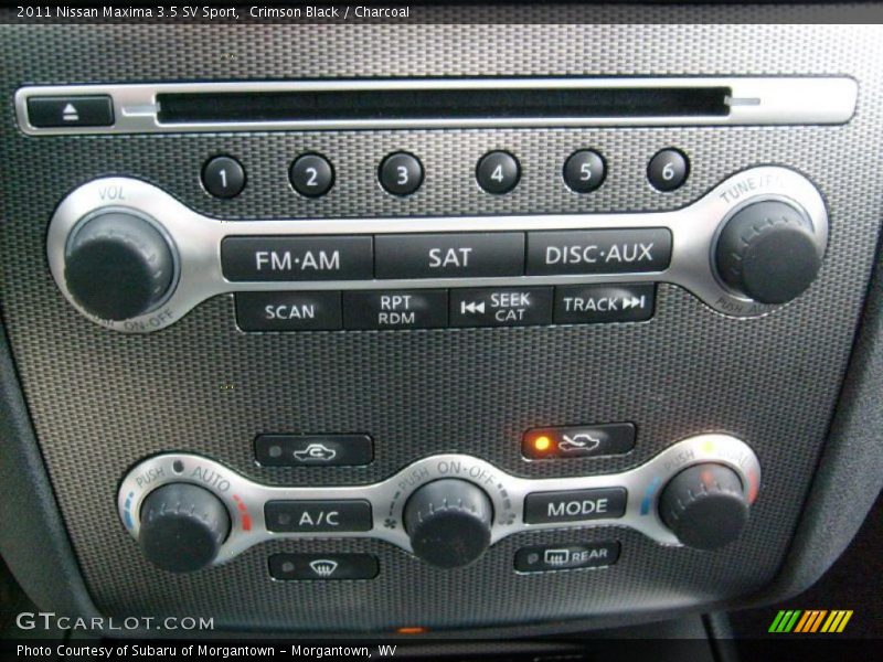 Controls of 2011 Maxima 3.5 SV Sport
