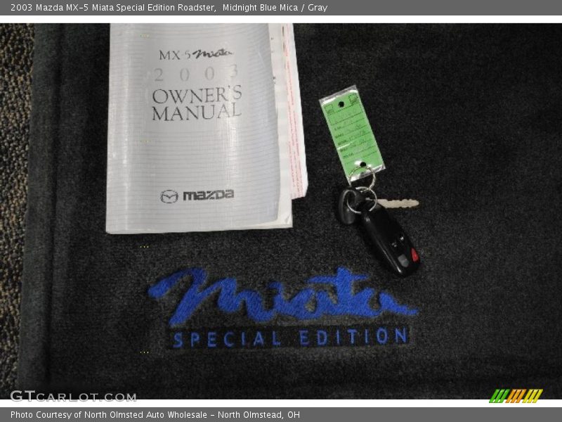 Midnight Blue Mica / Gray 2003 Mazda MX-5 Miata Special Edition Roadster