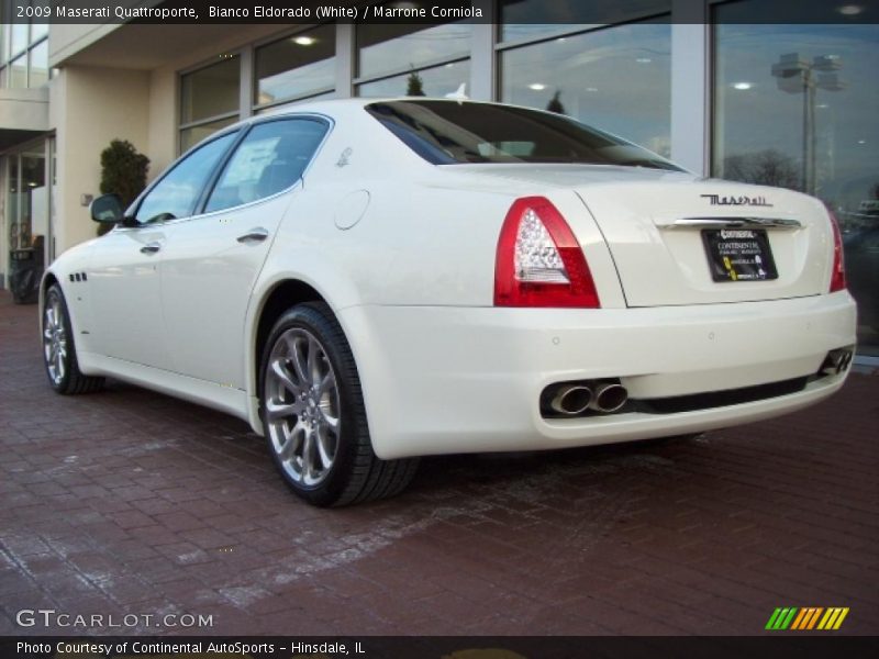 Bianco Eldorado (White) / Marrone Corniola 2009 Maserati Quattroporte