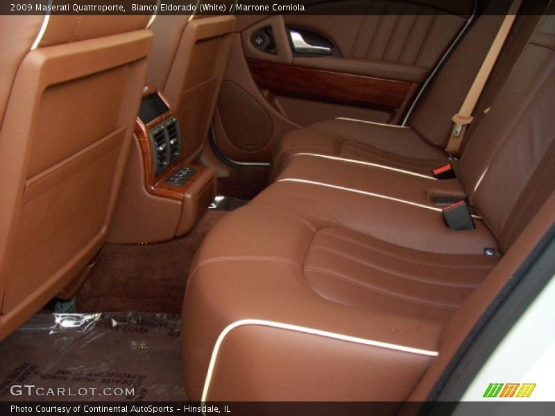 Bianco Eldorado (White) / Marrone Corniola 2009 Maserati Quattroporte