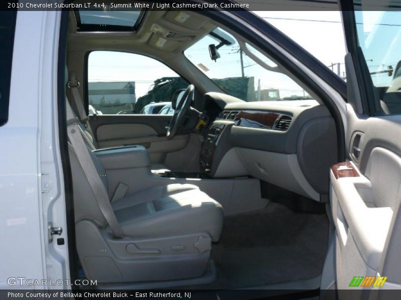 Summit White / Light Cashmere/Dark Cashmere 2010 Chevrolet Suburban LT 4x4
