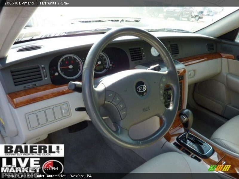 Pearl White / Gray 2006 Kia Amanti