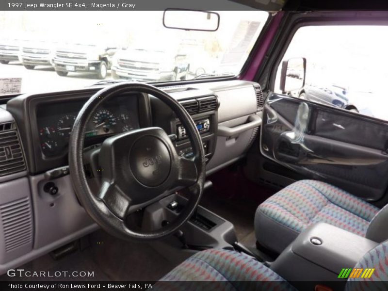 Gray Interior - 1997 Wrangler SE 4x4 