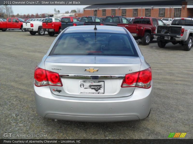 Silver Ice Metallic / Jet Black 2011 Chevrolet Cruze LT