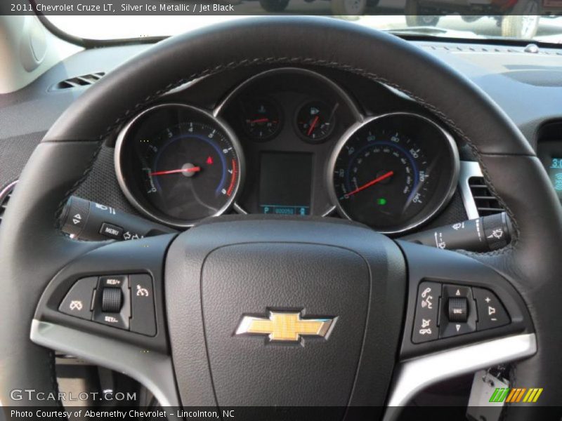Silver Ice Metallic / Jet Black 2011 Chevrolet Cruze LT