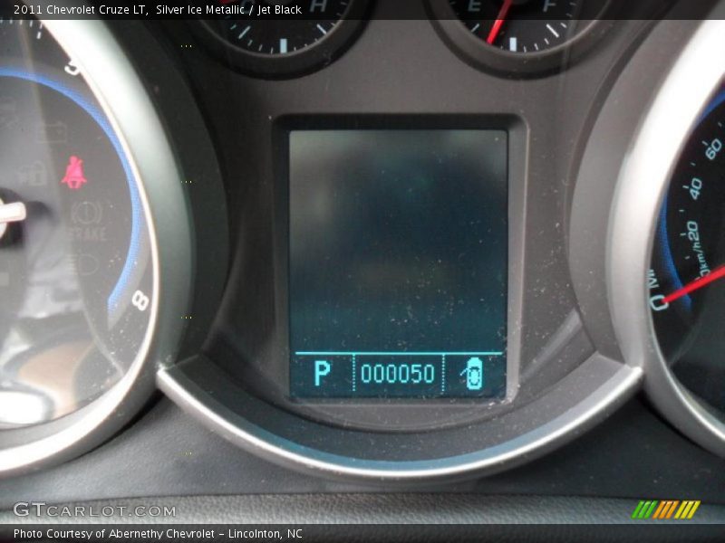 Silver Ice Metallic / Jet Black 2011 Chevrolet Cruze LT