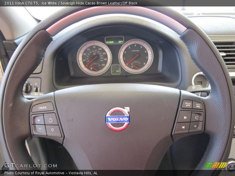 Ice White / Soverign Hide Cacao Brown Leather/Off Black 2011 Volvo C70 T5
