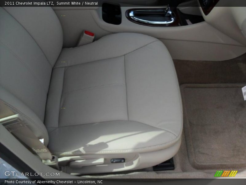 Summit White / Neutral 2011 Chevrolet Impala LTZ