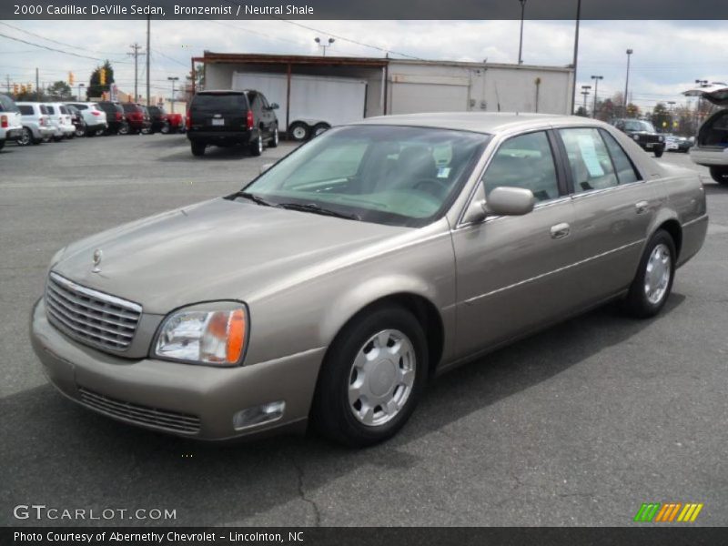 Bronzemist / Neutral Shale 2000 Cadillac DeVille Sedan