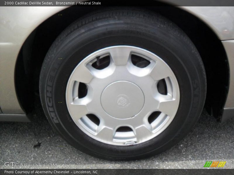 Bronzemist / Neutral Shale 2000 Cadillac DeVille Sedan