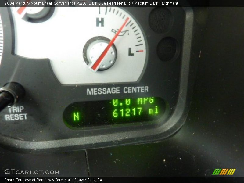 Dark Blue Pearl Metallic / Medium Dark Parchment 2004 Mercury Mountaineer Convenience AWD