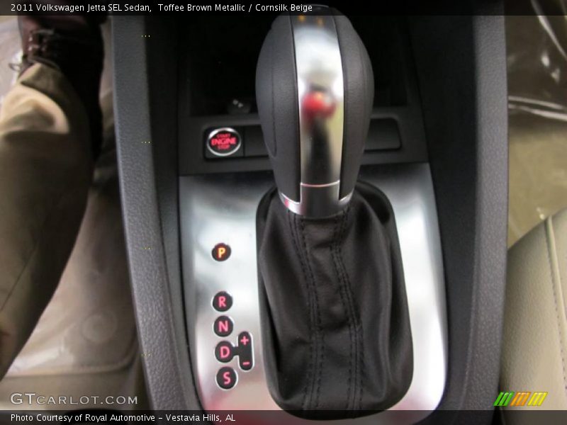 Toffee Brown Metallic / Cornsilk Beige 2011 Volkswagen Jetta SEL Sedan