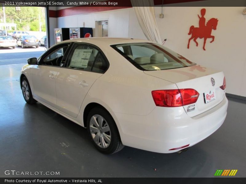 Candy White / Cornsilk Beige 2011 Volkswagen Jetta SE Sedan