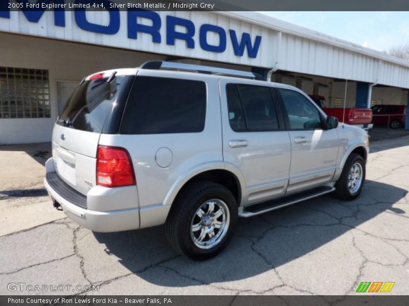 Silver Birch Metallic / Midnight Grey 2005 Ford Explorer Limited 4x4