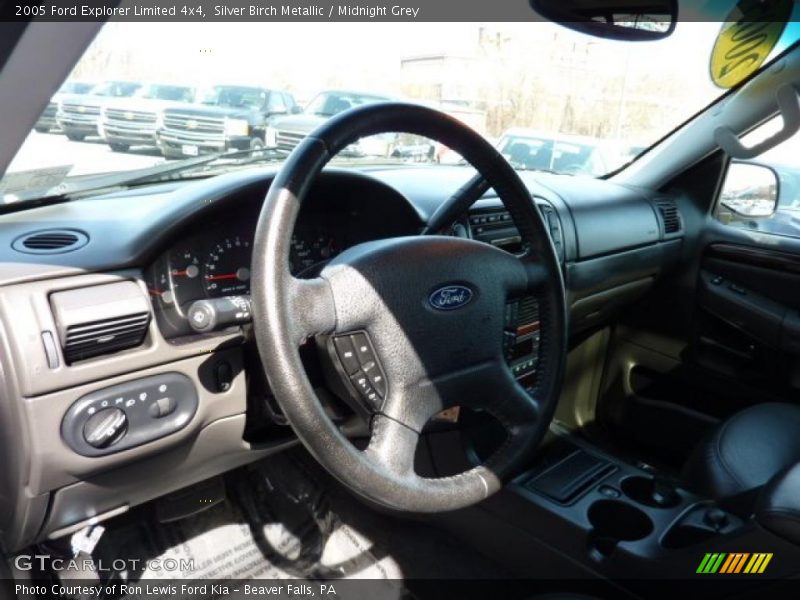 Silver Birch Metallic / Midnight Grey 2005 Ford Explorer Limited 4x4