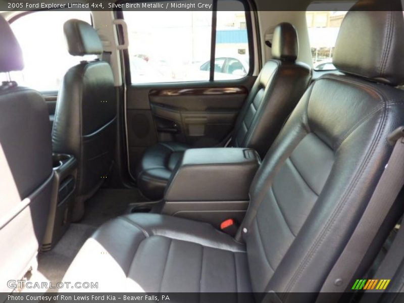 Silver Birch Metallic / Midnight Grey 2005 Ford Explorer Limited 4x4