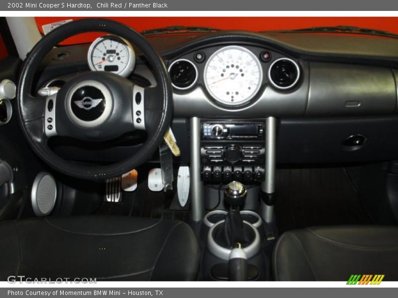 Dashboard of 2002 Cooper S Hardtop