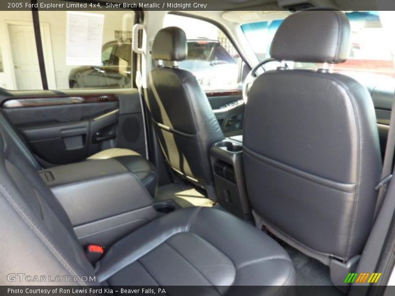 Silver Birch Metallic / Midnight Grey 2005 Ford Explorer Limited 4x4