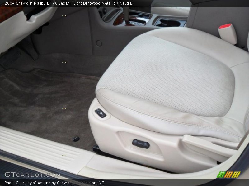 Light Driftwood Metallic / Neutral 2004 Chevrolet Malibu LT V6 Sedan