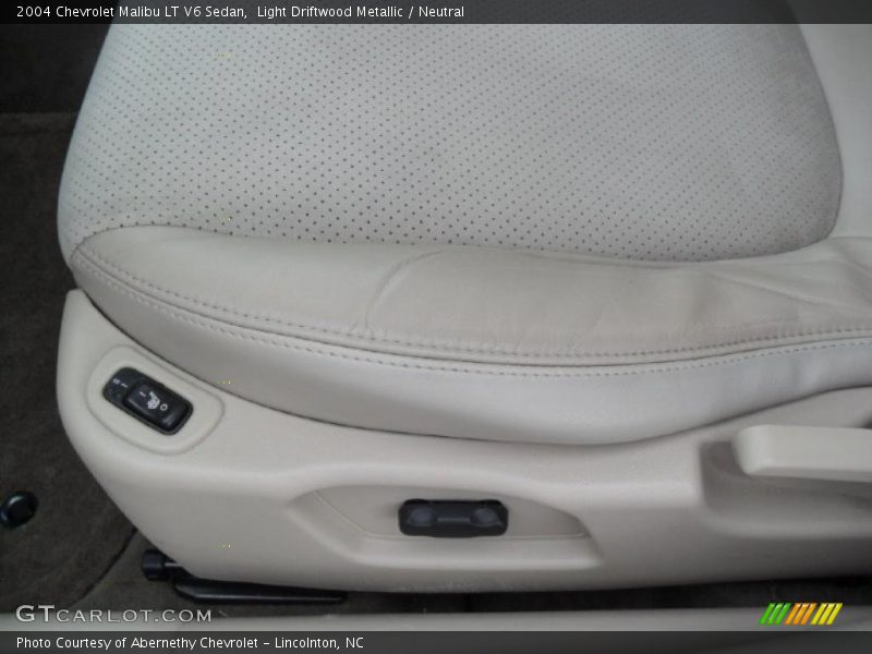 Light Driftwood Metallic / Neutral 2004 Chevrolet Malibu LT V6 Sedan