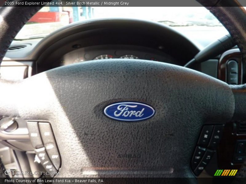 Silver Birch Metallic / Midnight Grey 2005 Ford Explorer Limited 4x4