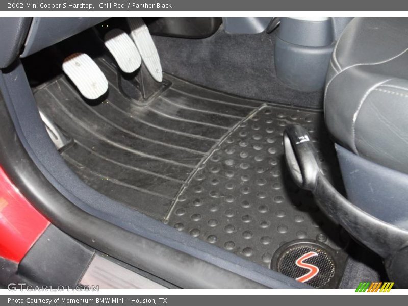 Chili Red / Panther Black 2002 Mini Cooper S Hardtop