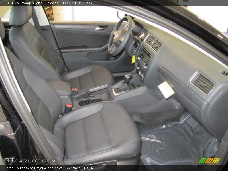 Black / Titan Black 2011 Volkswagen Jetta SE Sedan