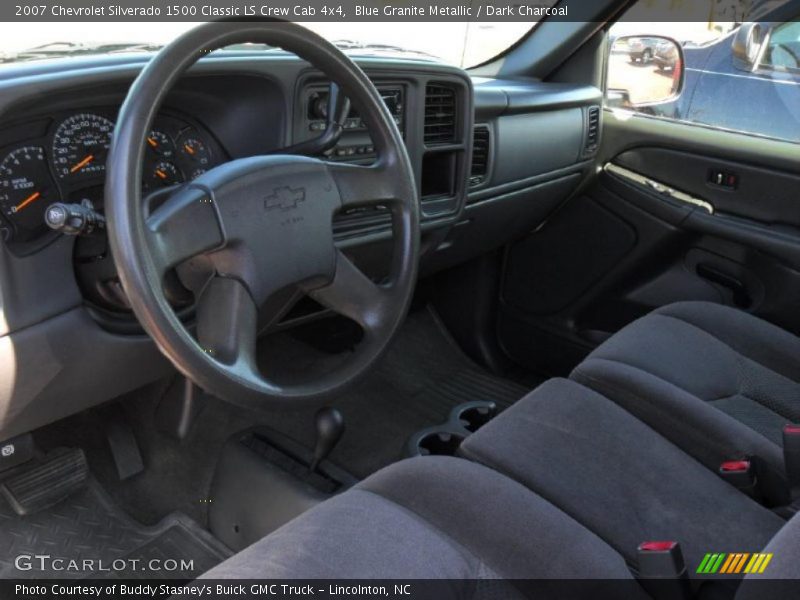 Dark Charcoal Interior - 2007 Silverado 1500 Classic LS Crew Cab 4x4 