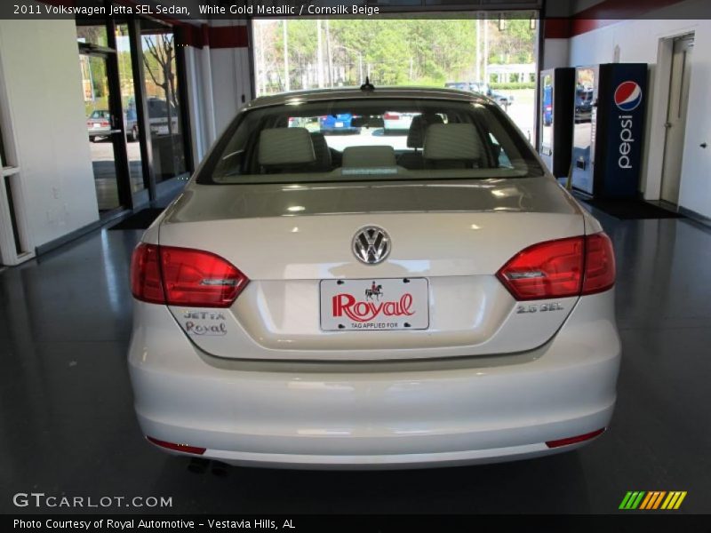 White Gold Metallic / Cornsilk Beige 2011 Volkswagen Jetta SEL Sedan