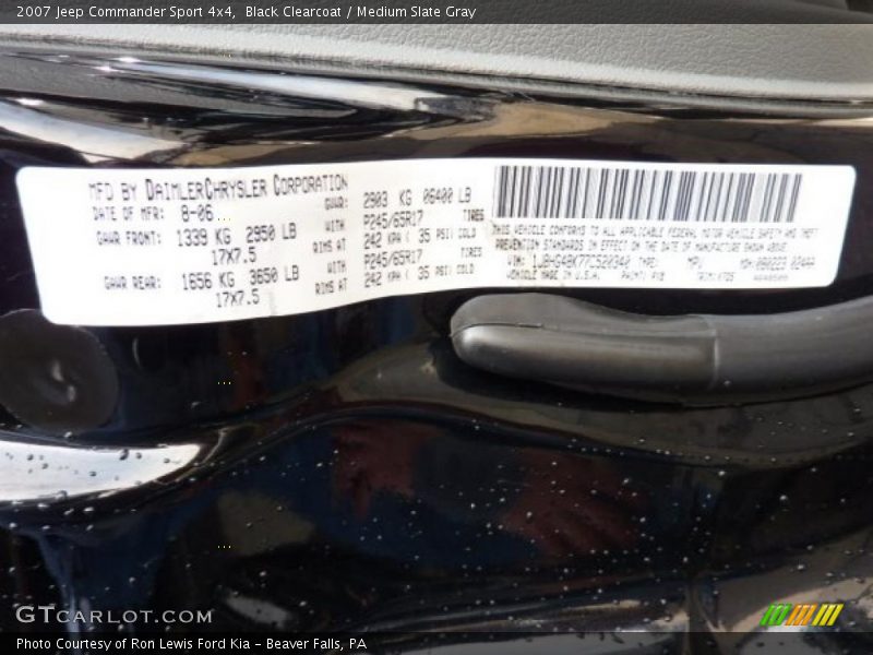 Black Clearcoat / Medium Slate Gray 2007 Jeep Commander Sport 4x4