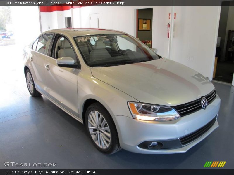 White Gold Metallic / Cornsilk Beige 2011 Volkswagen Jetta SEL Sedan