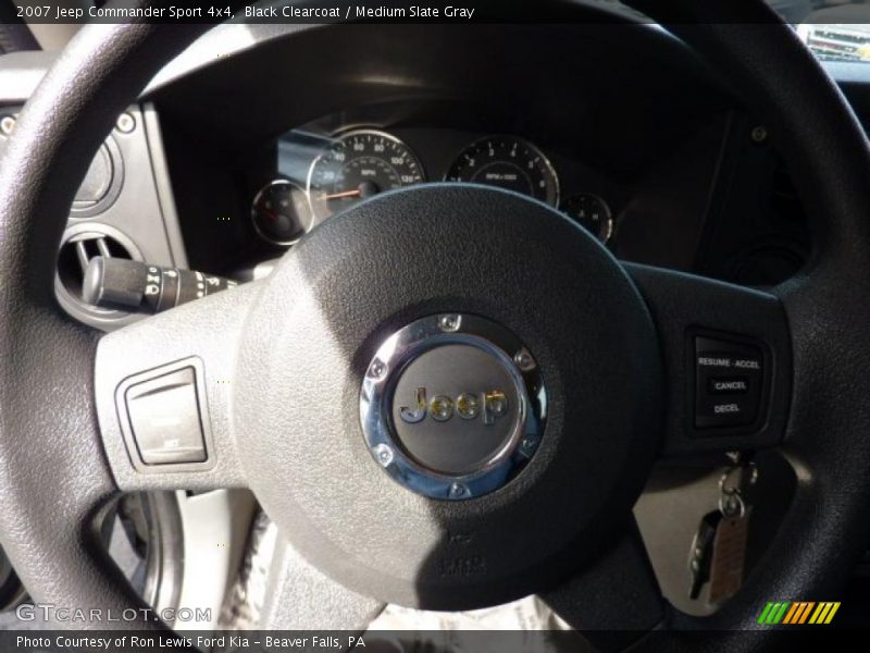 Black Clearcoat / Medium Slate Gray 2007 Jeep Commander Sport 4x4