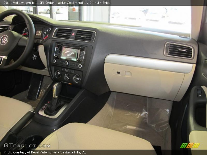 White Gold Metallic / Cornsilk Beige 2011 Volkswagen Jetta SEL Sedan