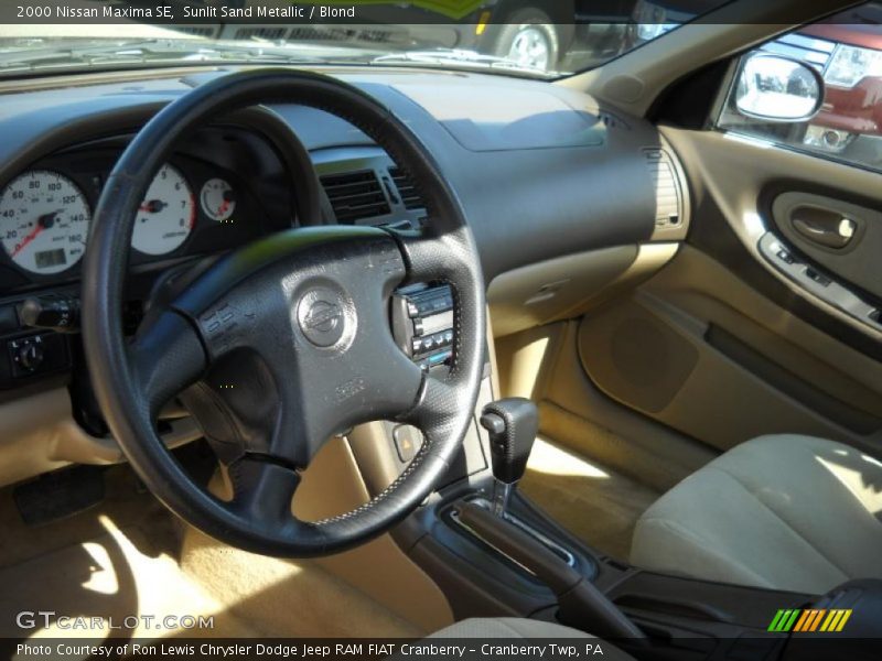 Sunlit Sand Metallic / Blond 2000 Nissan Maxima SE