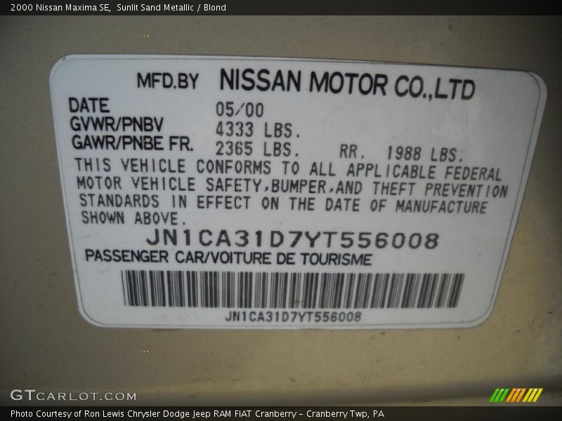 Sunlit Sand Metallic / Blond 2000 Nissan Maxima SE