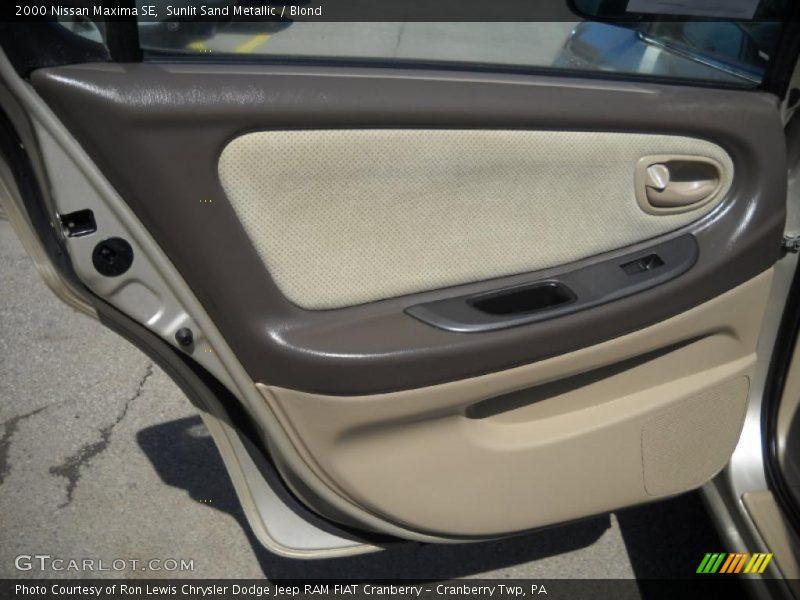 Sunlit Sand Metallic / Blond 2000 Nissan Maxima SE