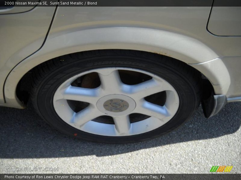 Sunlit Sand Metallic / Blond 2000 Nissan Maxima SE