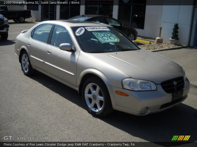 Sunlit Sand Metallic / Blond 2000 Nissan Maxima SE