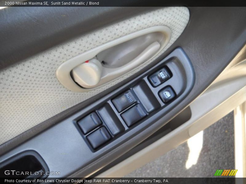 Sunlit Sand Metallic / Blond 2000 Nissan Maxima SE