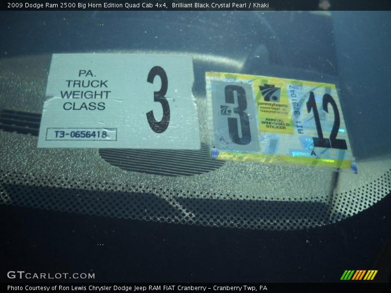 Brilliant Black Crystal Pearl / Khaki 2009 Dodge Ram 2500 Big Horn Edition Quad Cab 4x4