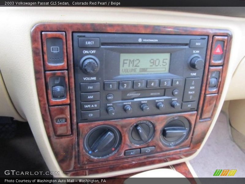 Colorado Red Pearl / Beige 2003 Volkswagen Passat GLS Sedan