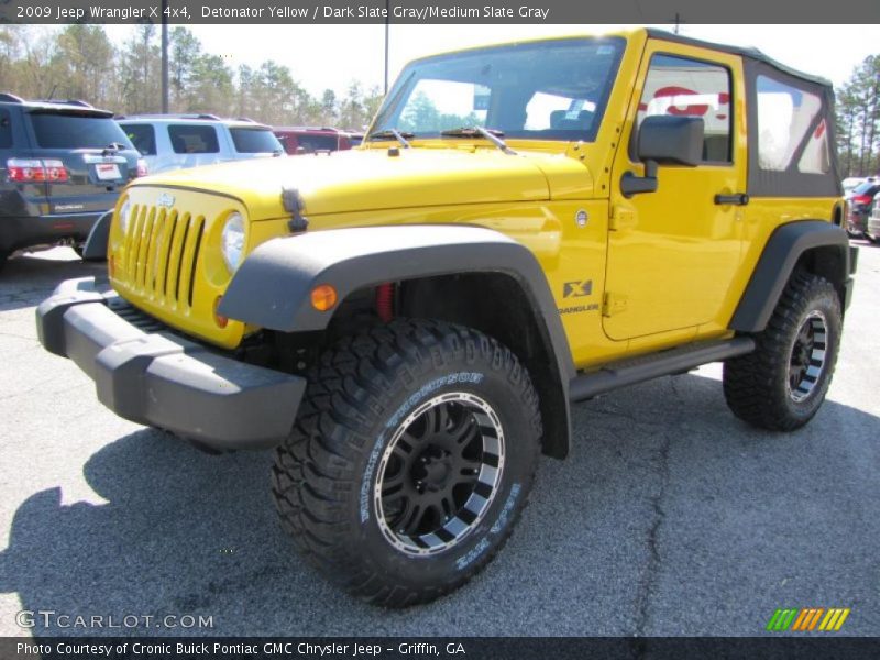 Front 3/4 View of 2009 Wrangler X 4x4