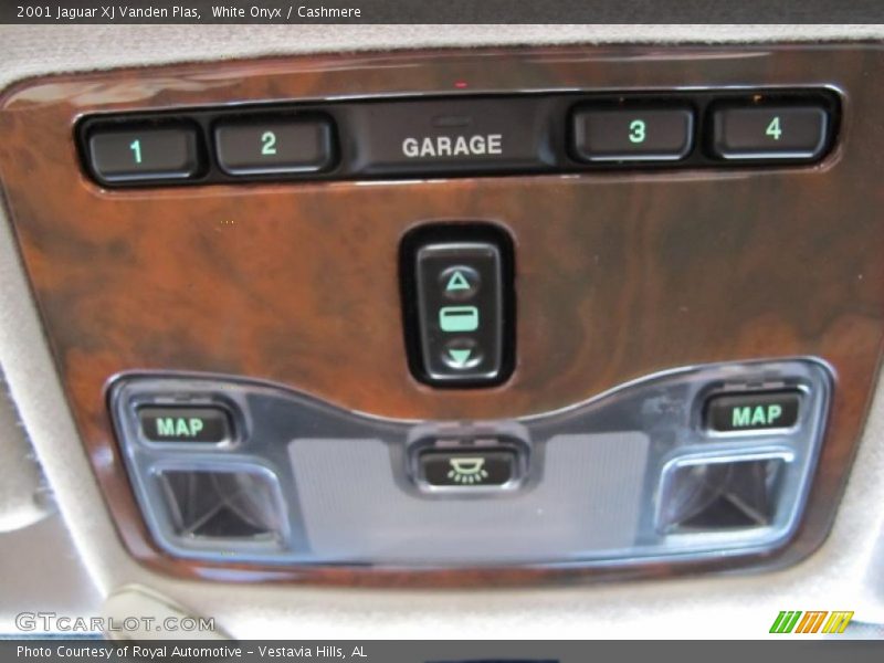 White Onyx / Cashmere 2001 Jaguar XJ Vanden Plas