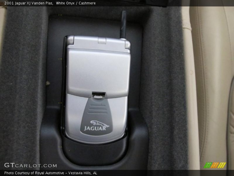 White Onyx / Cashmere 2001 Jaguar XJ Vanden Plas