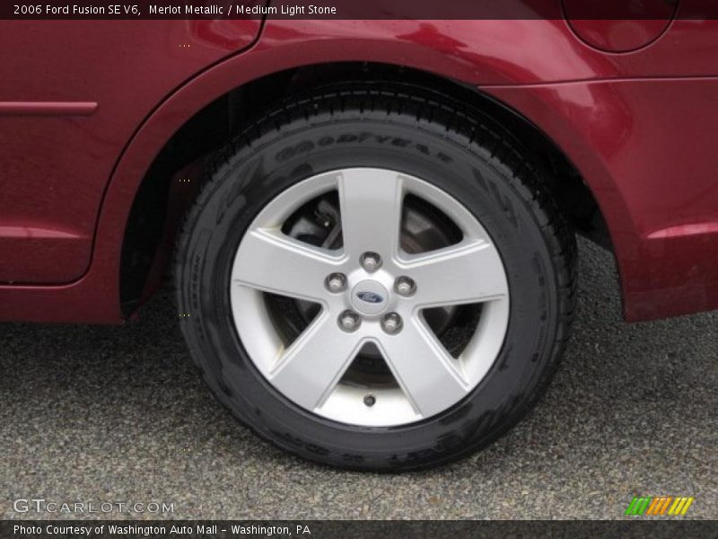 Merlot Metallic / Medium Light Stone 2006 Ford Fusion SE V6