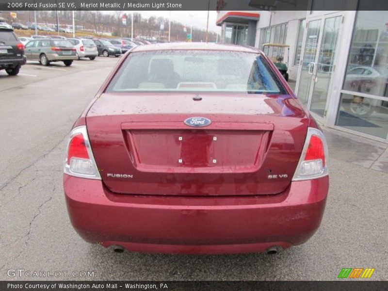 Merlot Metallic / Medium Light Stone 2006 Ford Fusion SE V6