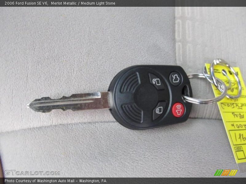 Merlot Metallic / Medium Light Stone 2006 Ford Fusion SE V6